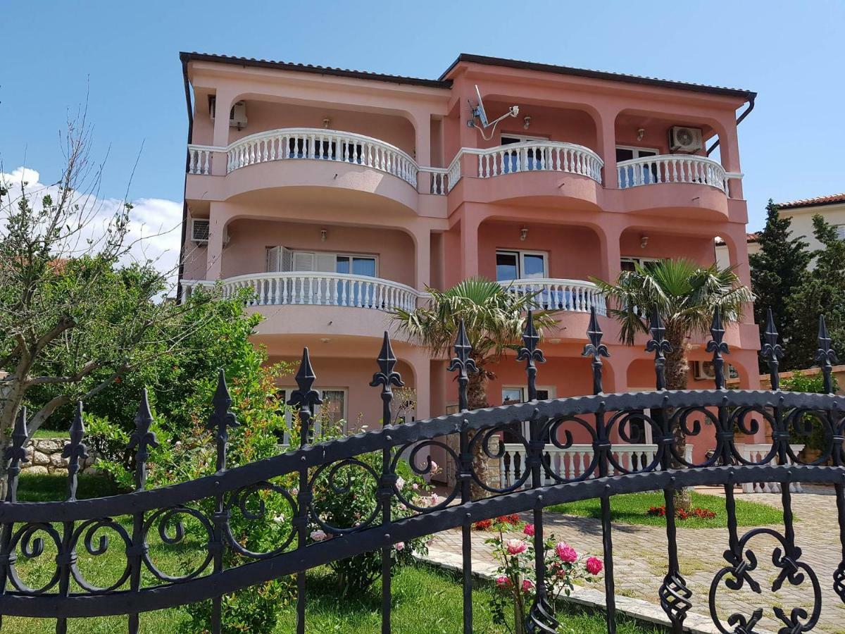Apartments Ban Novi Vinodolski Exteriér fotografie